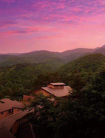 夕方の花月ハイランドホテル遠景